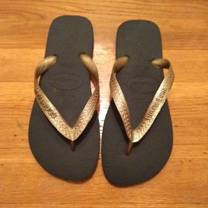 New Havianas flip flops size 37/38